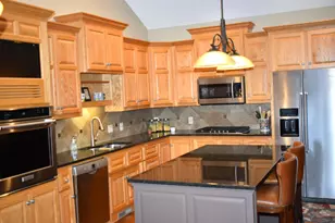 10726 Lyndale Bluffs Trail, Bloomington, MN 55420 - Photo 10