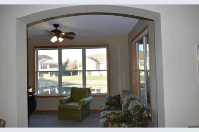 10726 Lyndale Bluffs Trail, Bloomington, MN 55420 - Photo 14