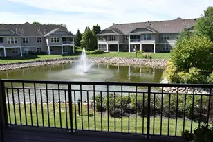 10726 Lyndale Bluffs Trail, Bloomington, MN 55420 - Photo 2