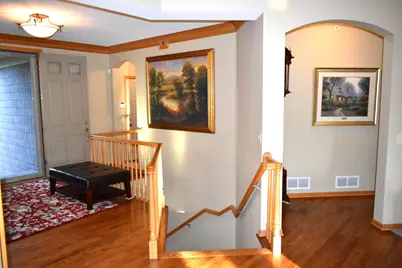 10726 Lyndale Bluffs Trail, Bloomington, MN 55420 - Photo 30