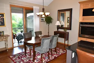 10726 Lyndale Bluffs Trail, Bloomington, MN 55420 - Photo 12