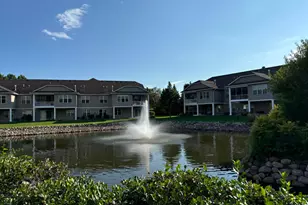 10726 Lyndale Bluffs Trail, Bloomington, MN 55420 - Photo 8