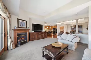 5275 Grandview Square, Edina, MN 55436 - Photo 10