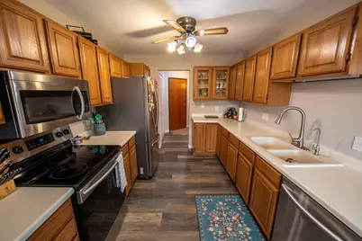 2550 Concord Way, Mendota Heights, MN 55120 - Photo 6