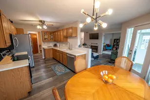 2550 Concord Way, Mendota Heights, MN 55120 - Photo 8