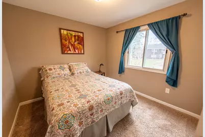 2550 Concord Way, Mendota Heights, MN 55120 - Photo 16