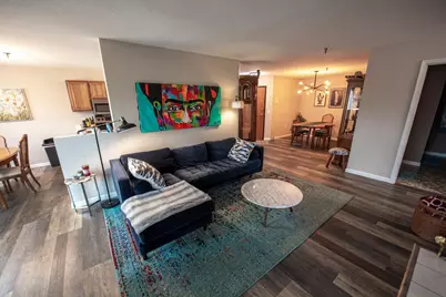 2550 Concord Way, Mendota Heights, MN 55120 - Photo 2