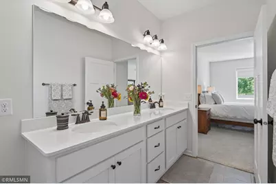 1000 Oakwood Road, Newport, MN 55055 - Photo 36