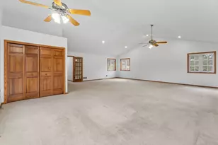 9675 Summit Pl, Chaska, MN 55318 - Photo 34