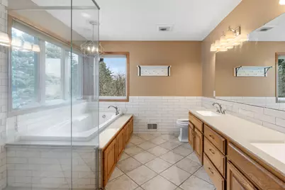 9675 Summit Place, Chaska, MN 55318 - Photo 28