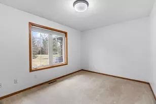 9675 Summit Pl, Chaska, MN 55318 - Photo 30