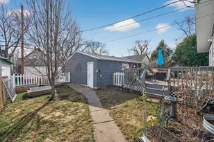 4038 Queen Ave N, Minneapolis, MN 55412 - Photo 30