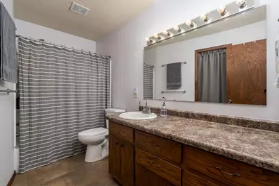 2712 E Main Street, Mankato, MN 56001 - Photo 16