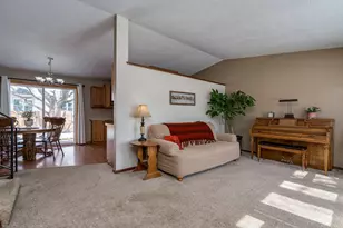 2712 E Main St, Mankato, MN 56001 - Photo 4