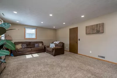 2712 E Main Street, Mankato, MN 56001 - Photo 18