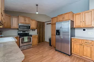 2712 E Main St, Mankato, MN 56001 - Photo 8