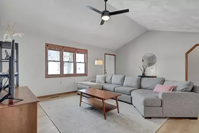 908 Apple Lane, Lake City, MN 55041 - Photo 4