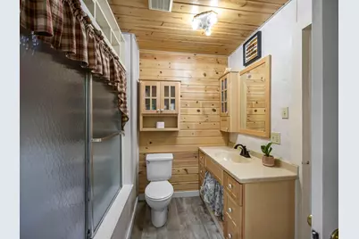 307 Elm Avenue SW, Montgomery, MN 56069 - Photo 12