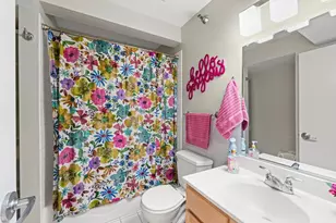 48 Groveland Terrace, Minneapolis, MN 55403 - Photo 12