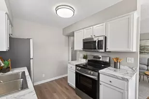 8412 Sumter Circle N, Brooklyn Park, MN 55445 - Photo 12