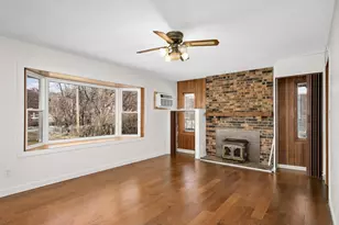 1709 Field Ave, Saint Paul, MN 55116 - Photo 10