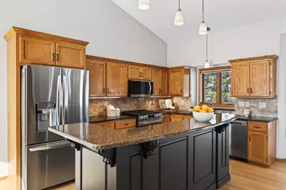 1157 Ridge Bluff Court, Chaska, MN 55318 - Photo 6