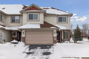 19490 Prairieview Dr, Rogers, MN 55374 - Photo 2