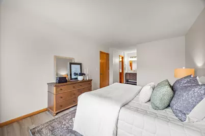 5506 Sanibel Drive, Hopkins, MN 55343 - Photo 10