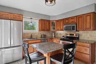 4830 Shady Ln N, Minnetonka, MN 55345 - Photo 10