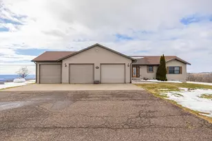 W1660 Maplewood Ln, Alma, WI 54610 - Photo 1