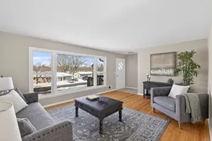 4731 W 129th St, Savage, MN 55378 - Photo 8