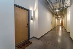 250 Park Ave, Minneapolis, MN 55415 - Photo 18