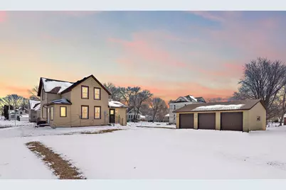 529 Division Street, Brownton, MN 55312 - Photo 2