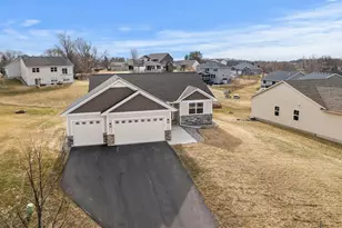 1290 Knight Ln, Watertown, MN 55388 - Photo 8