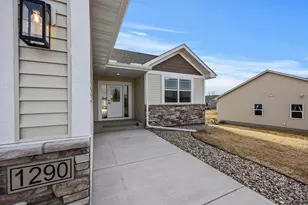 1290 Knight Ln, Watertown, MN 55388 - Photo 24