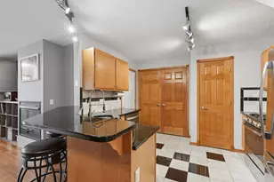 8372 Copperfield Way, Inver Grove Heights, MN 55076 - Photo 8