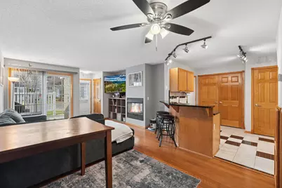 8372 Copperfield Way #113, Inver Grove Heights, MN 55076 - Photo 14