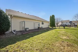 2209 Aspen Ln, North Mankato, MN 56003 - Photo 42