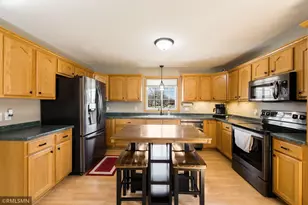 2209 Aspen Ln, North Mankato, MN 56003 - Photo 8