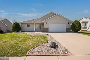 2209 Aspen Ln, North Mankato, MN 56003 - Photo 2