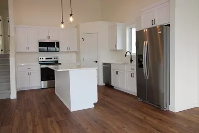 3734 33rd Street S, Moorhead, MN 56560 - Photo 8