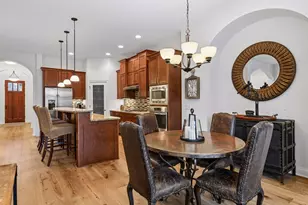 8736 Lake Riley Dr, Chanhassen, MN 55317 - Photo 22