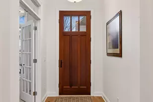 8736 Lake Riley Dr, Chanhassen, MN 55317 - Photo 4