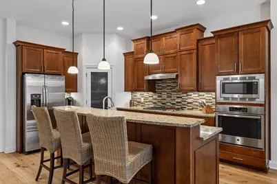 8736 Lake Riley Drive, Chanhassen, MN 55317 - Photo 14