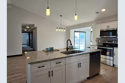 916 Katelyn Circle NE, Montgomery, MN 56069 - Photo 4