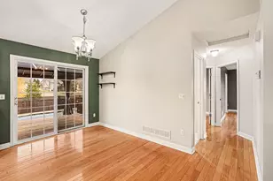 11773 N Meadow Curve, Lindstrom, MN 55045 - Photo 8