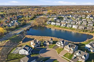 7253 Rogers Ct, Chanhassen, MN 55317 - Photo 6