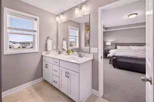 7253 Rogers Ct, Chanhassen, MN 55317 - Photo 28