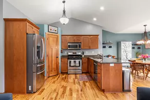 2359 Scenic Point Dr SW, Rochester, MN 55902 - Photo 24