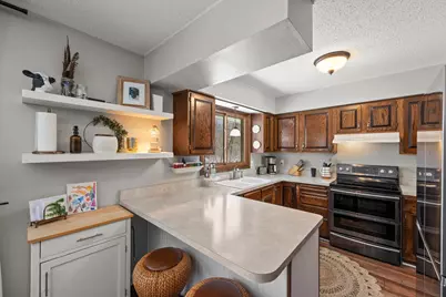 18830 Pheasant Circle, Eden Prairie, MN 55346 - Photo 14